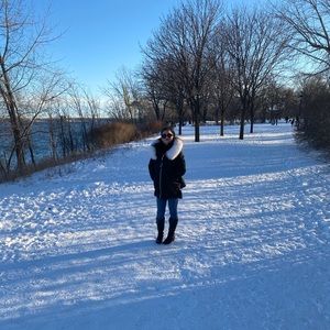 Meet your Posher, Chanel